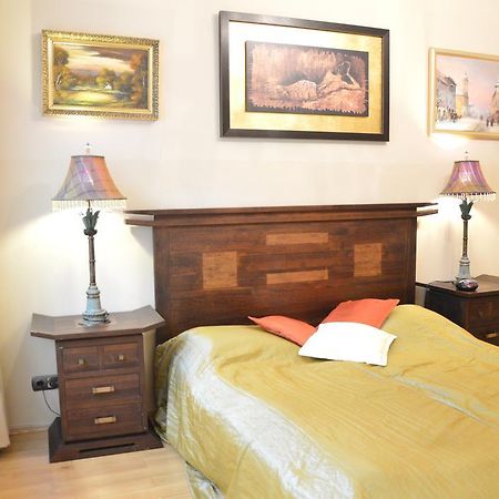 Appartamento Classic Flat At Basilica Budapest Esterno foto