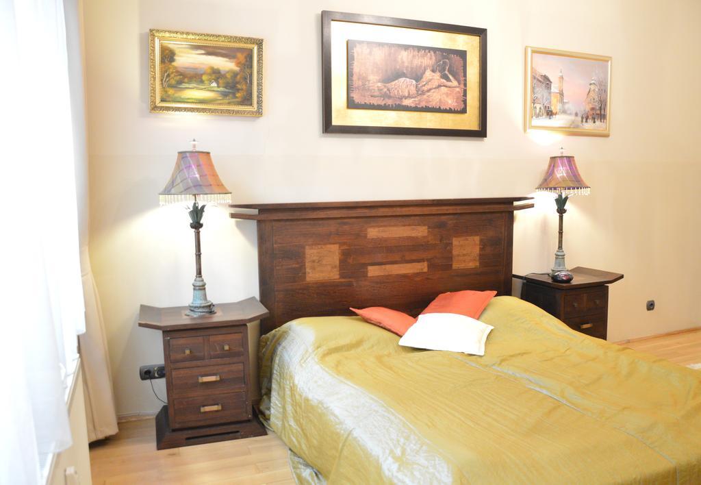 Appartamento Classic Flat At Basilica Budapest Esterno foto